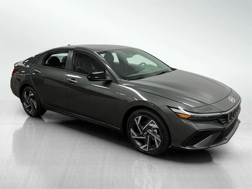 2025 Hyundai Elantra Hybrid SEL Sport photo 1