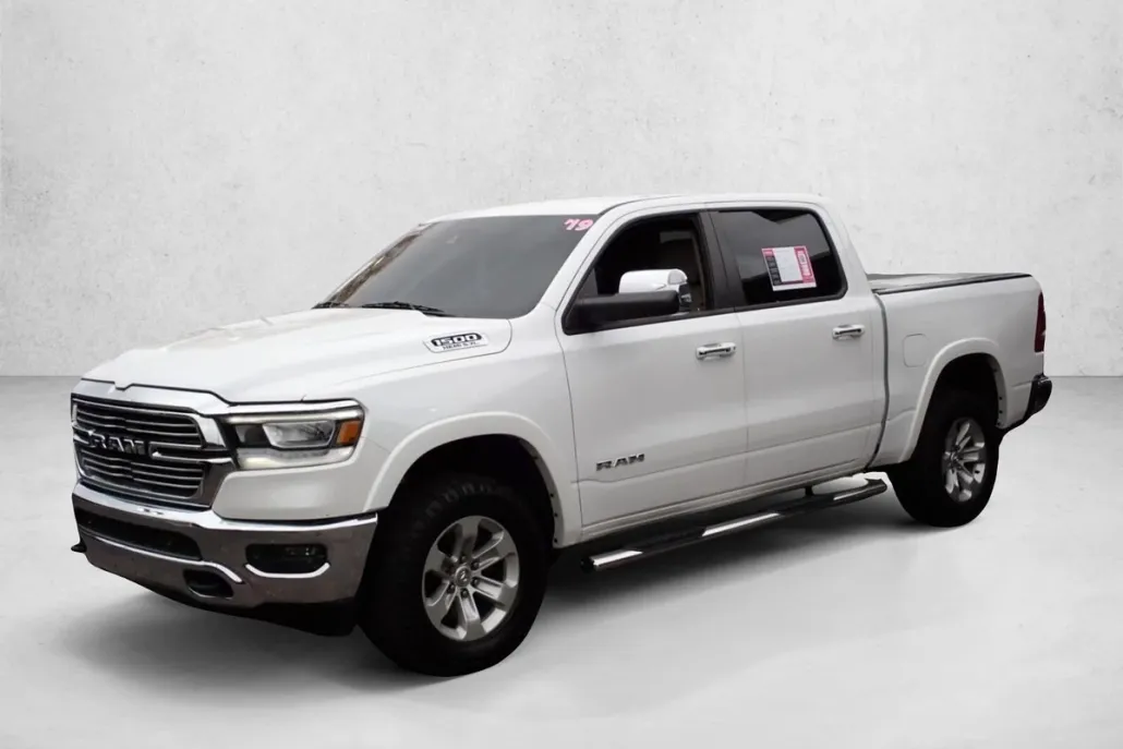 2019 Ram 1500 Laramie photo 1