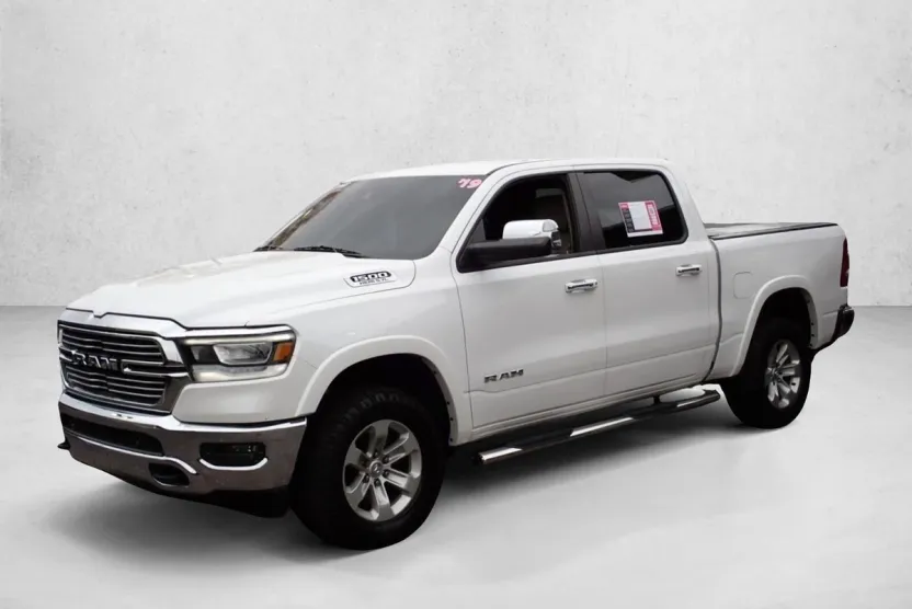 2019 Ram 1500 Laramie photo 1
