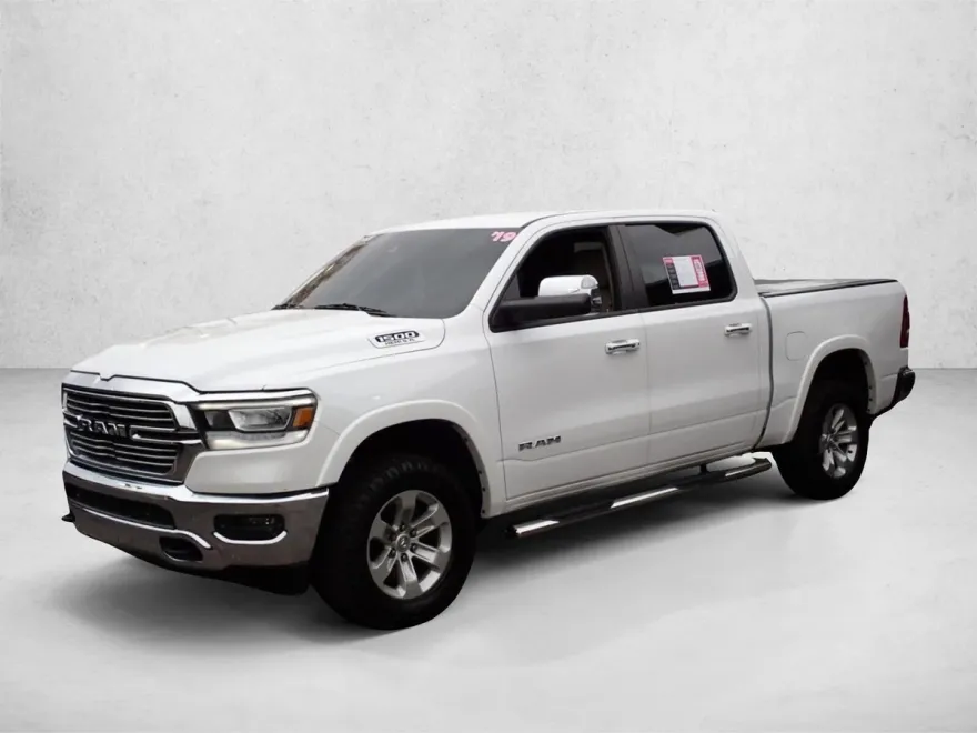 2019 Ram 1500 Laramie photo 1