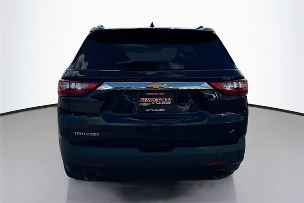 2021 Chevrolet Traverse Cloth photo 1
