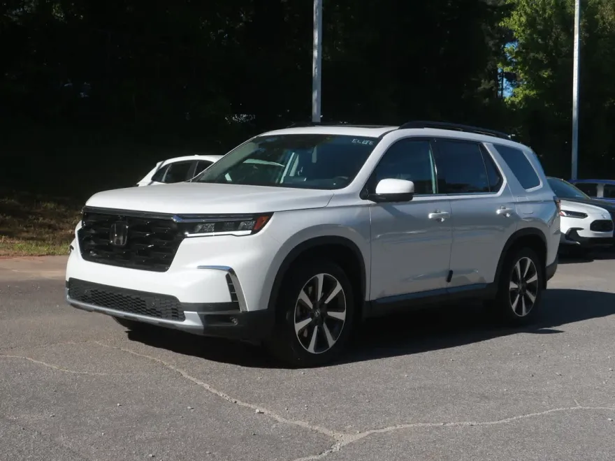 2025 Honda Pilot Elite photo 1