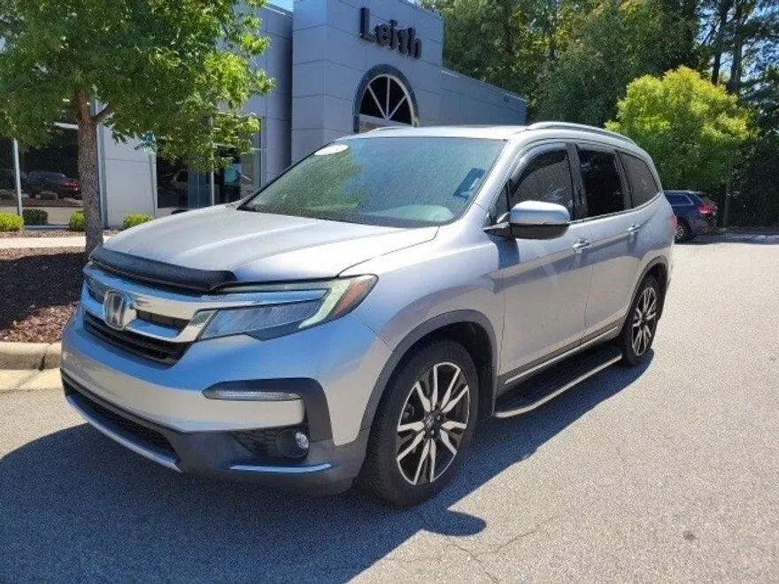 2019 Honda Pilot Touring photo 1