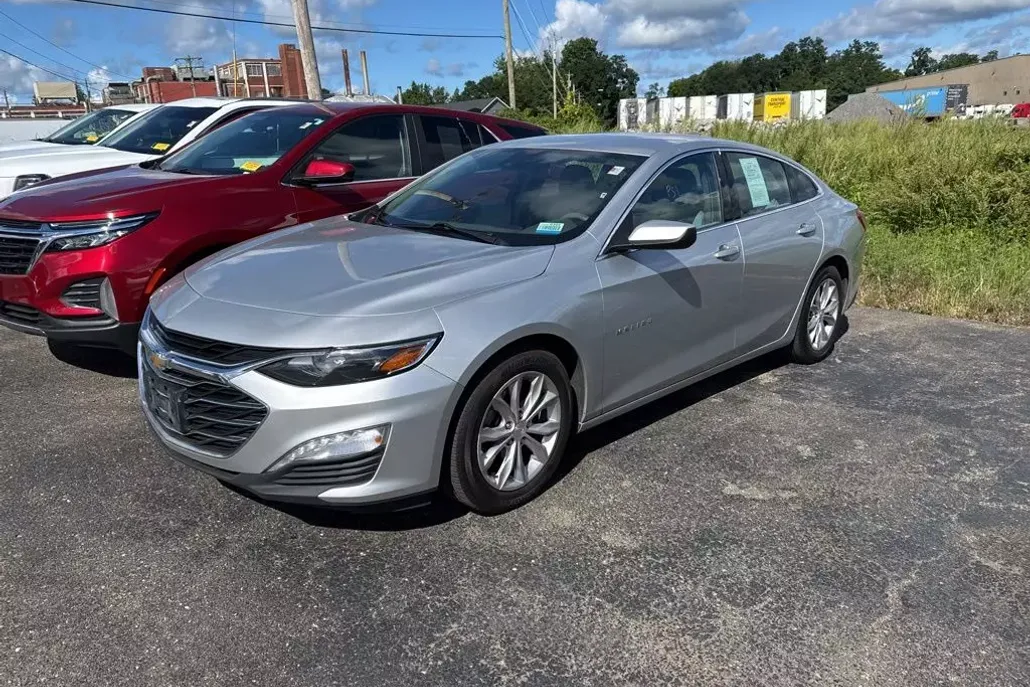 2020 Chevrolet Malibu 1LT photo 1