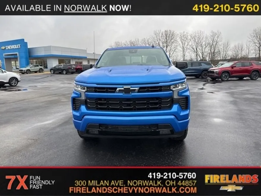 2025 Chevrolet Silverado 1500 RST photo 1