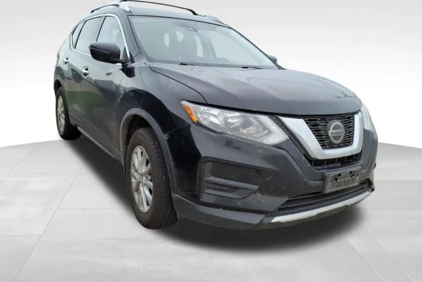 2020 Nissan Rogue SV photo 1