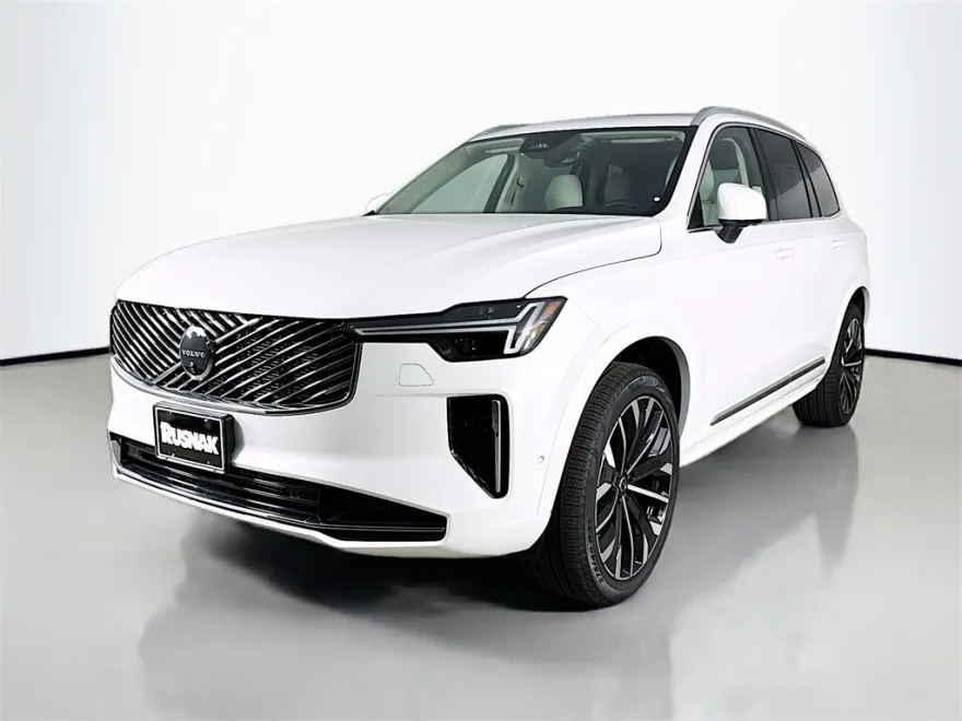 2025 Volvo XC90 photo 1