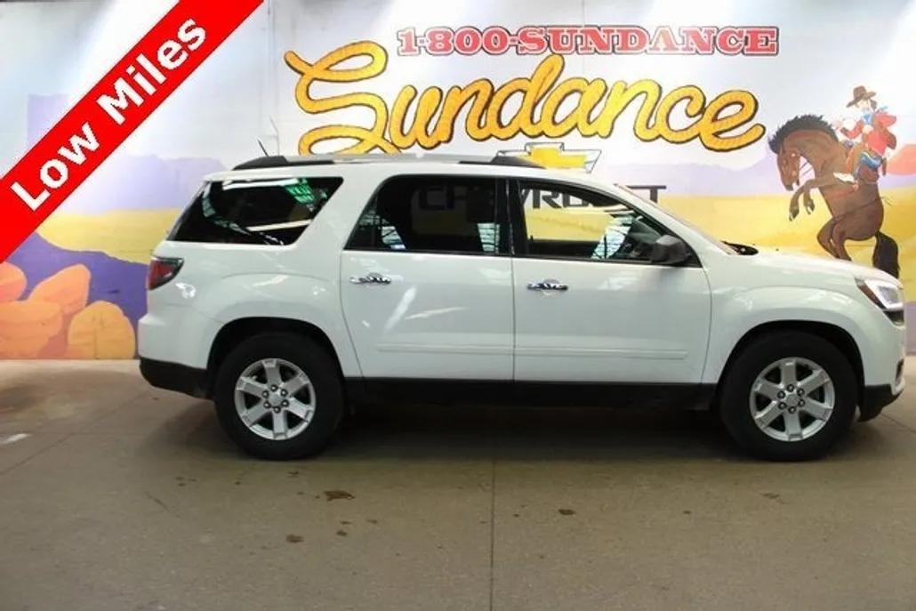 2016 Gmc Acadia SLE photo 1