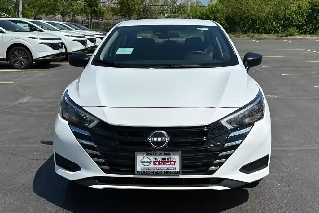 2025 Nissan Versa S photo 1
