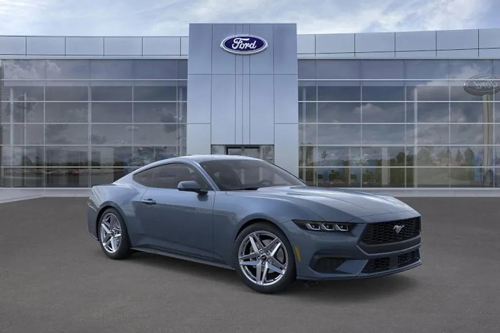 2025 Ford Mustang EcoBoost photo 1