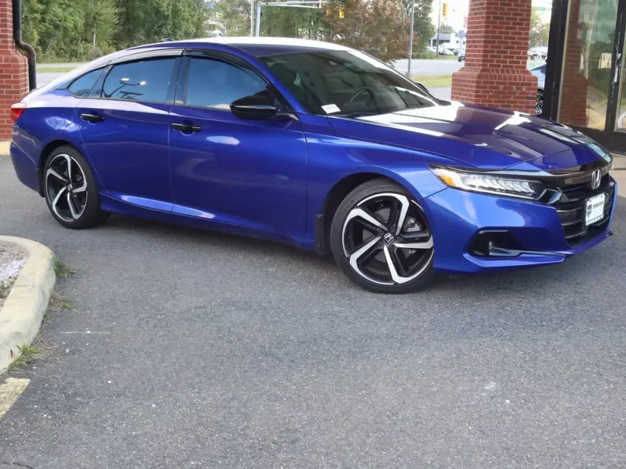 2022 Honda Accord Sport photo 1