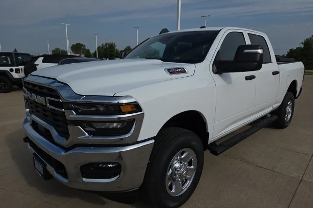 2025 Ram 2500 Tradesman photo 1