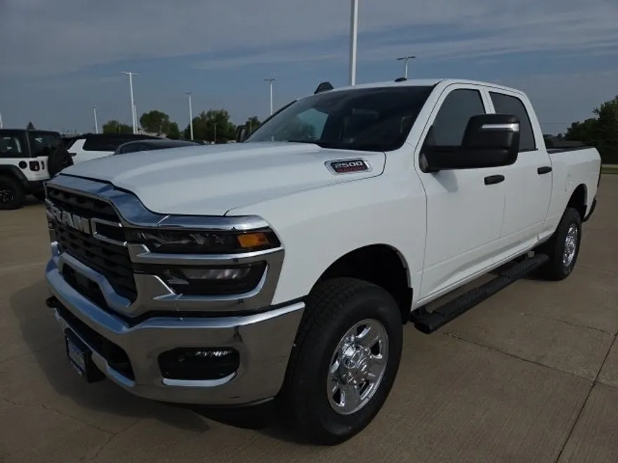 2025 Ram 2500 Tradesman photo 1