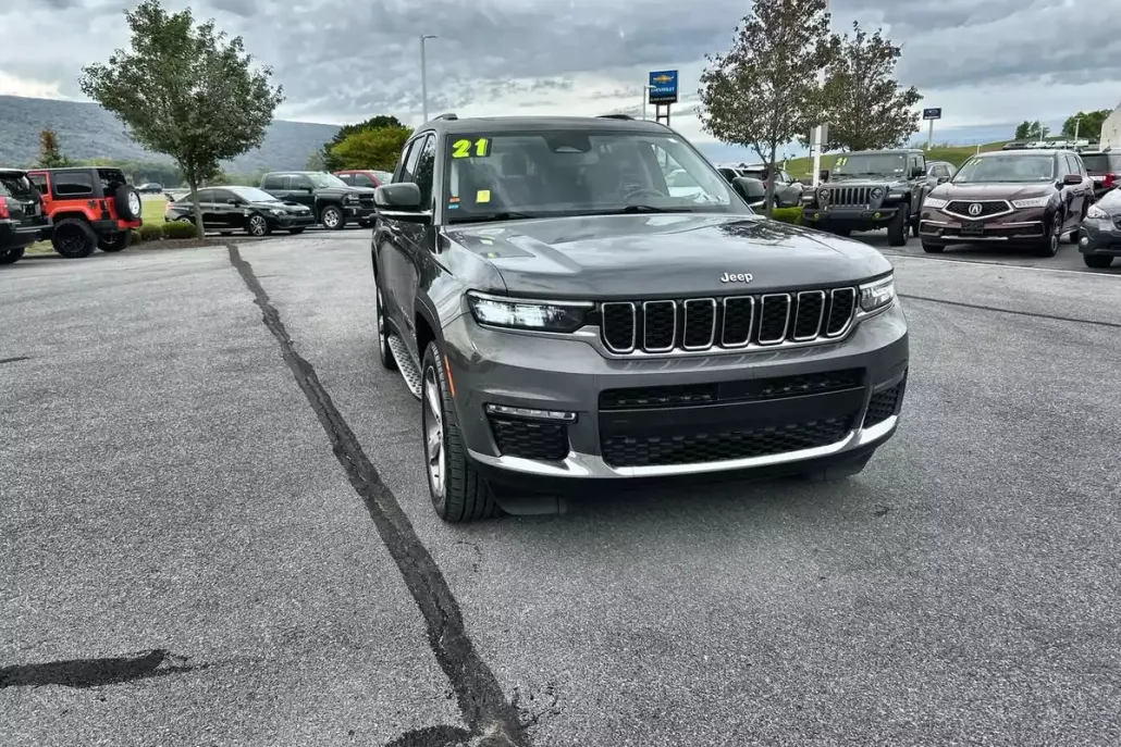 2021 Jeep Grand Cherokee Limited photo 1