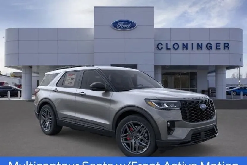 2025 Ford Explorer ST photo 1