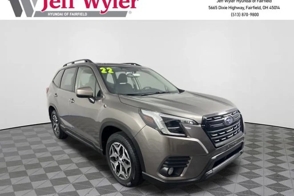 2022 Subaru Forester Premium photo 1