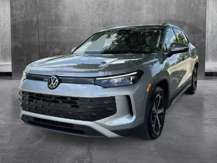 2025 Volkswagen Tiguan SE photo 1