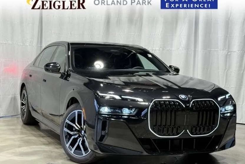 2025 Bmw i7 xDrive60 photo 1