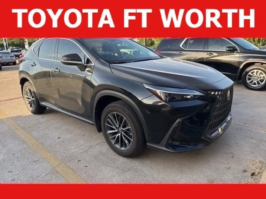 2025 Lexus NX 250 photo 1