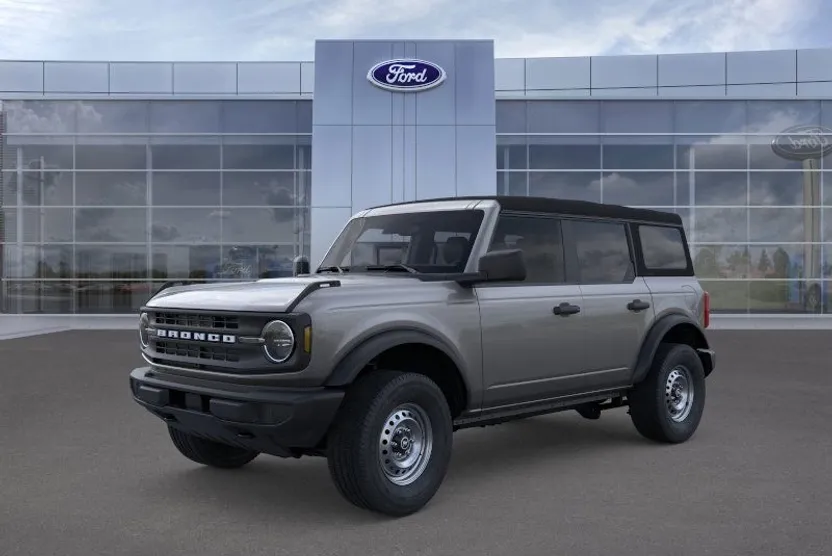 2025 Ford Bronco Base photo 1