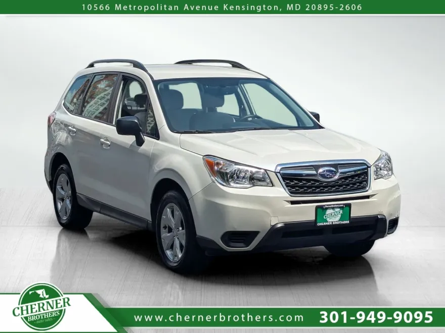 2016 Subaru Forester 2.5i photo 1