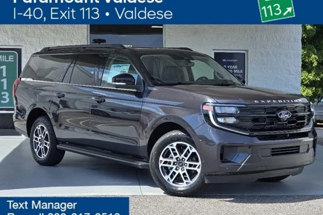2025 Ford Expedition MAX photo 1