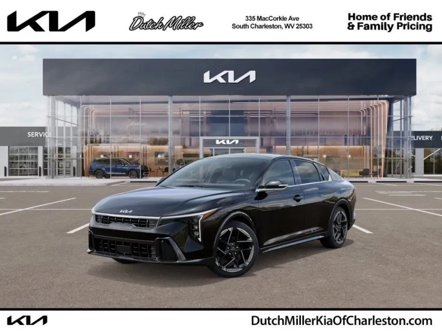 2025 Kia K4 GT-Line photo 1