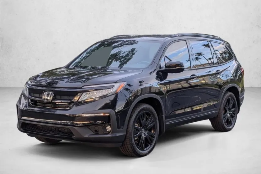 2022 Honda Pilot Black Edition photo 1