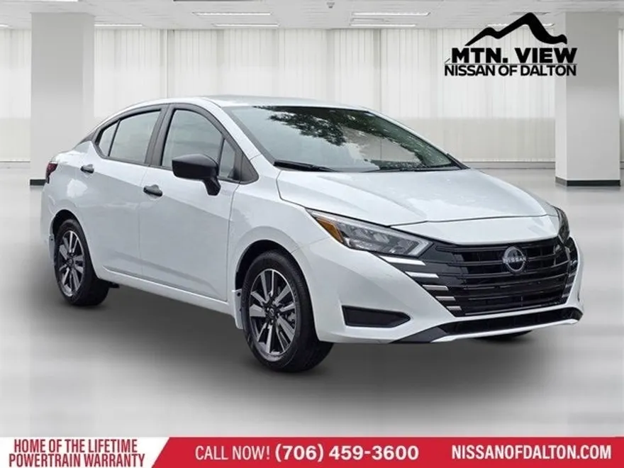 2025 Nissan Versa S photo 1