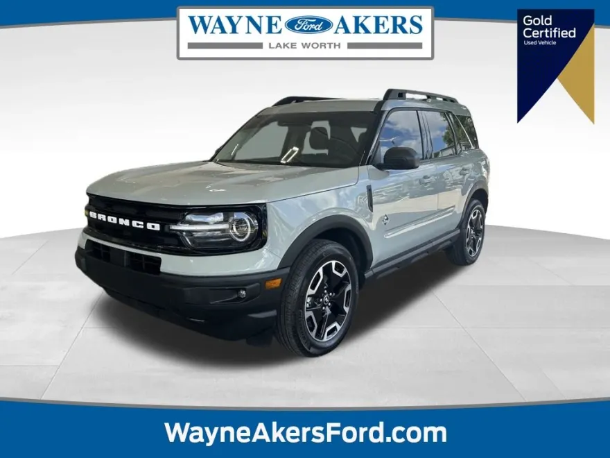 2023 Ford Bronco Sport Outer Banks photo 1