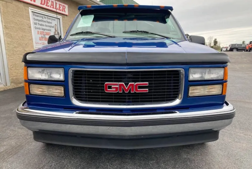1997 Gmc Sierra 1500 SL photo 1