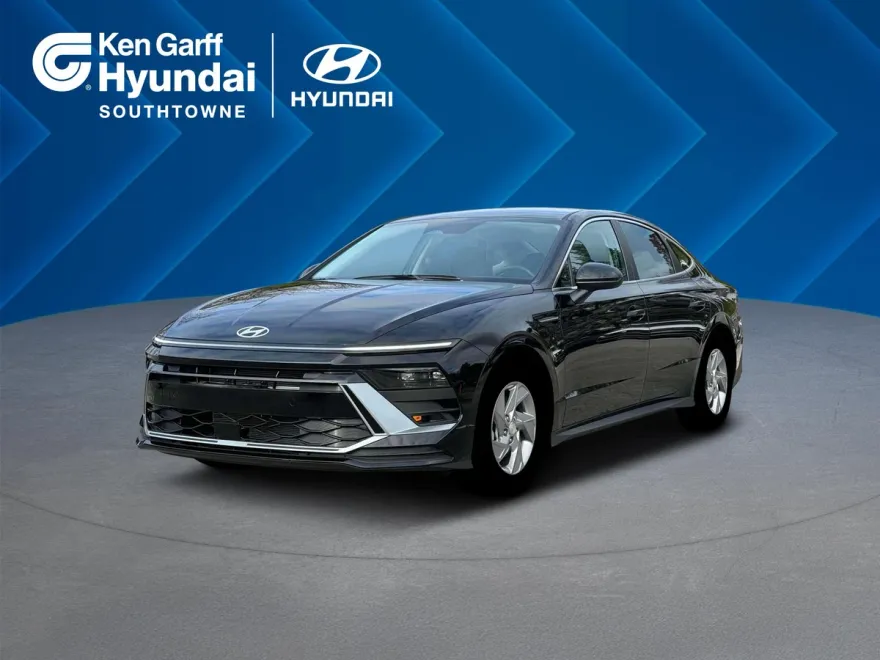 2025 Hyundai Sonata SE photo 1