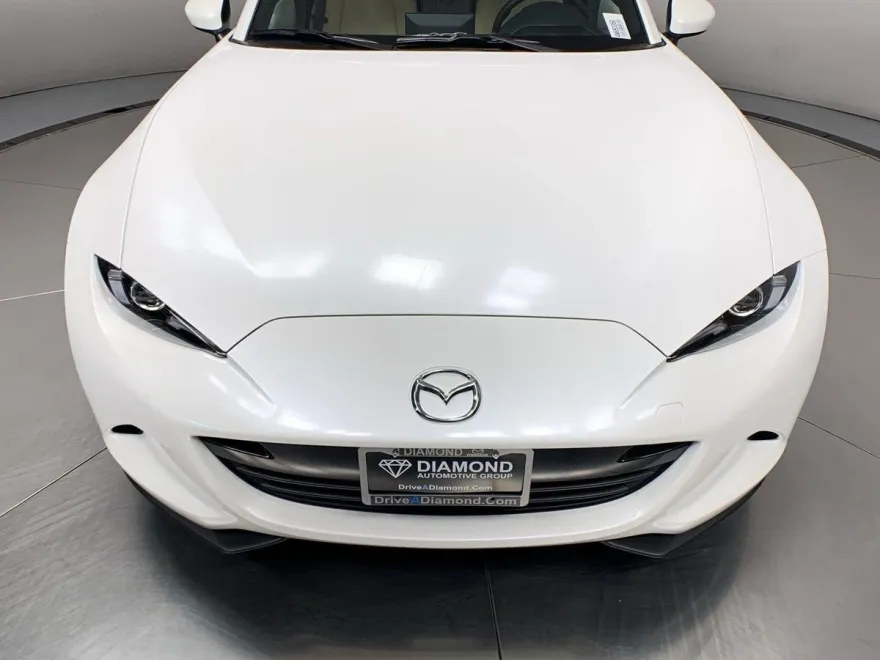 2025 Mazda MX-5 Miata Miata RF Grand Touring photo 10