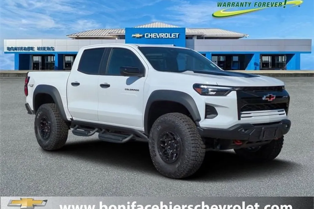 2025 Chevrolet Colorado ZR2 photo 1