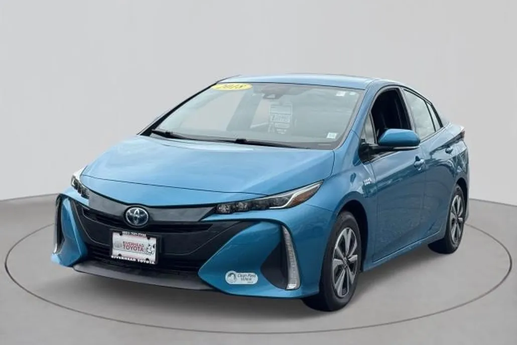 2018 Toyota Prius Prime Plus photo 1