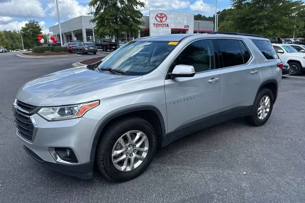 2019 Chevrolet Traverse Cloth 1LT photo 1