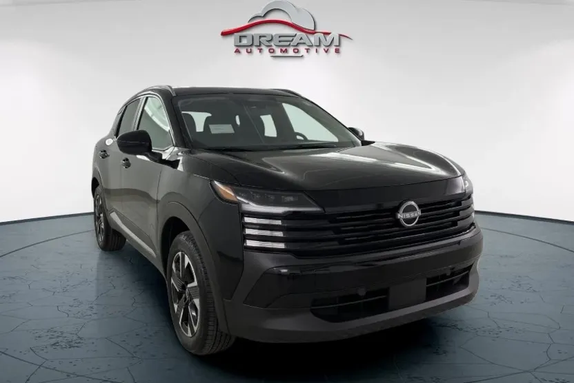 2025 Nissan Kicks SV photo 1