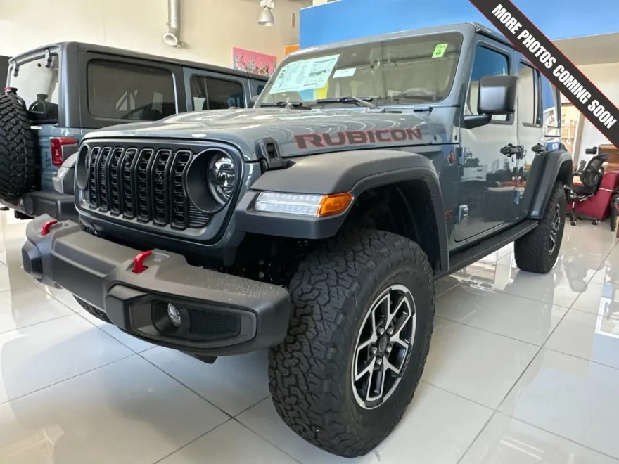 2025 Jeep Wrangler Rubicon photo 1