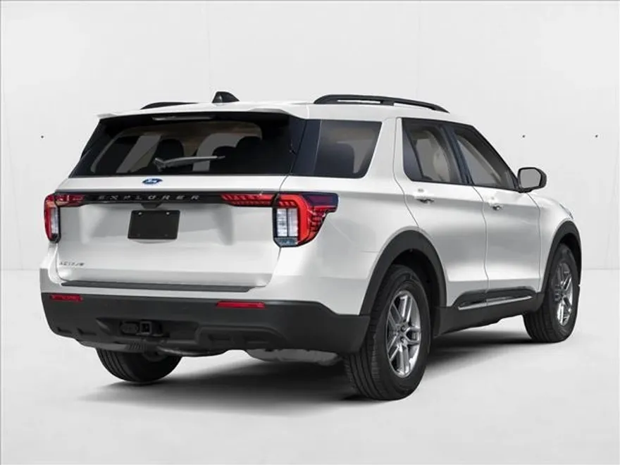 2026 Ford Explorer photo 1
