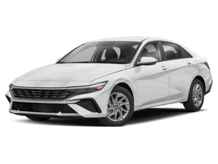 2024 Hyundai Elantra SEL photo 1