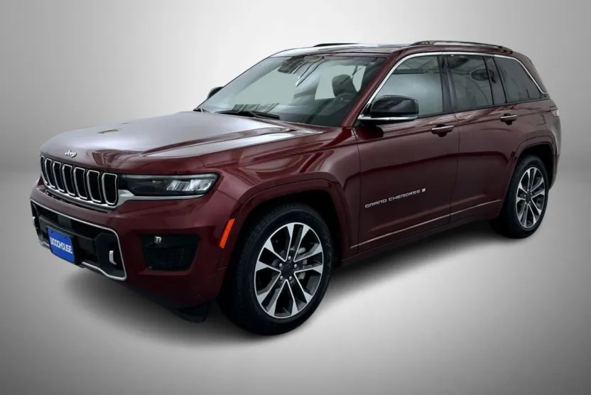 2022 Jeep Grand Cherokee Overland photo 1