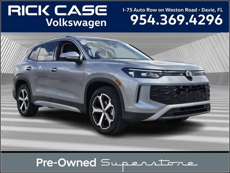 2025 Volkswagen Tiguan SE photo 1