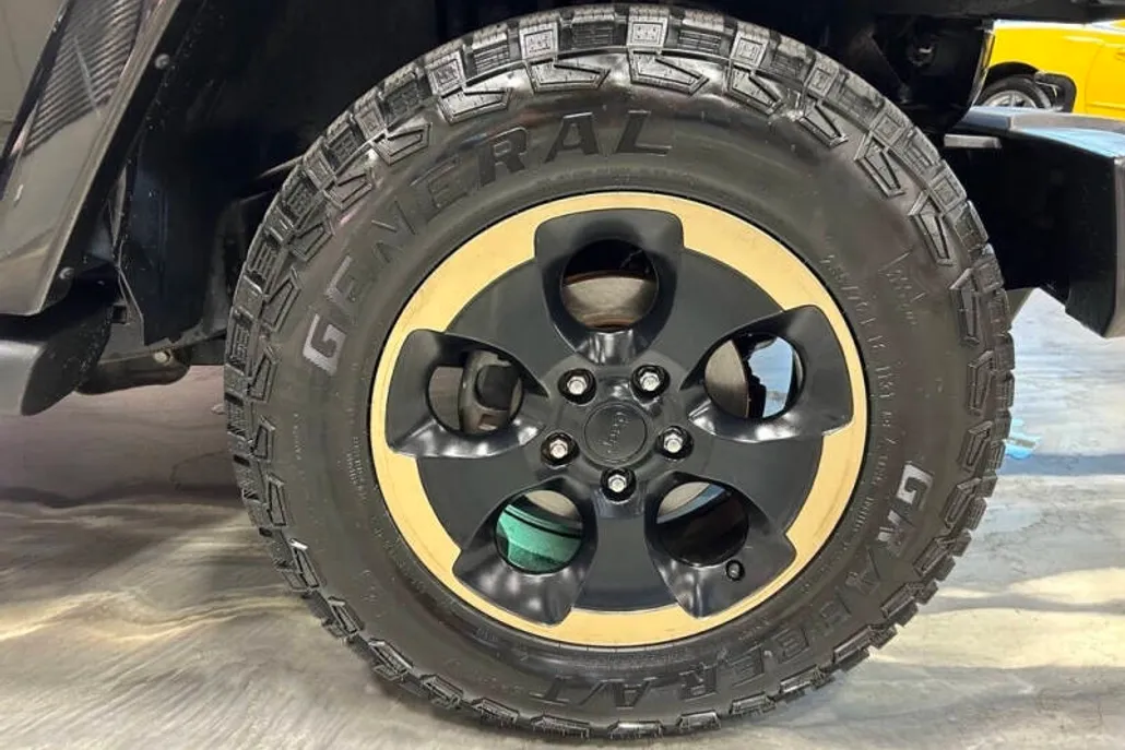 2014 Jeep Wrangler Unlimited Sahara Dragon Edition photo 1
