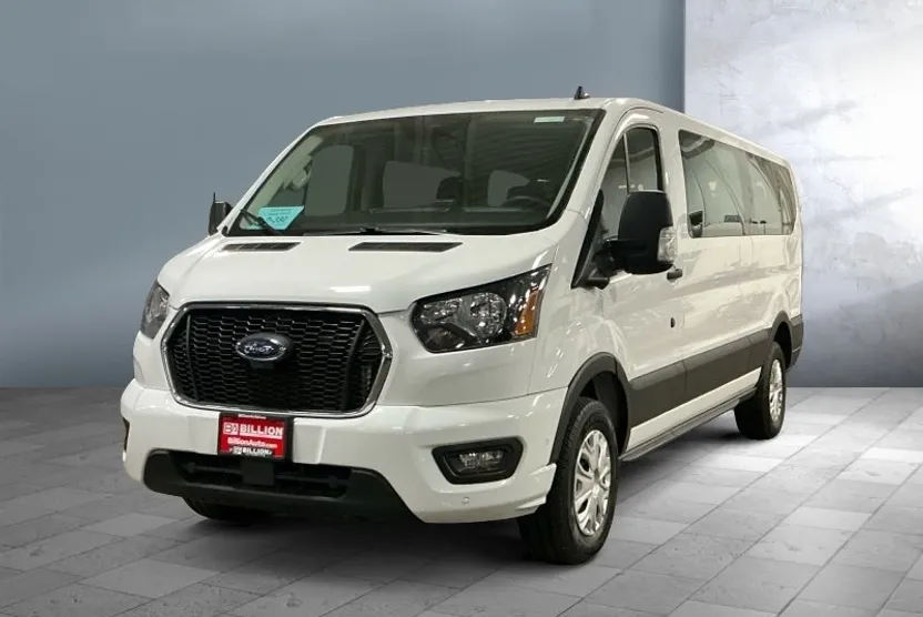 2023 Ford Transit Passenger XLT photo 1