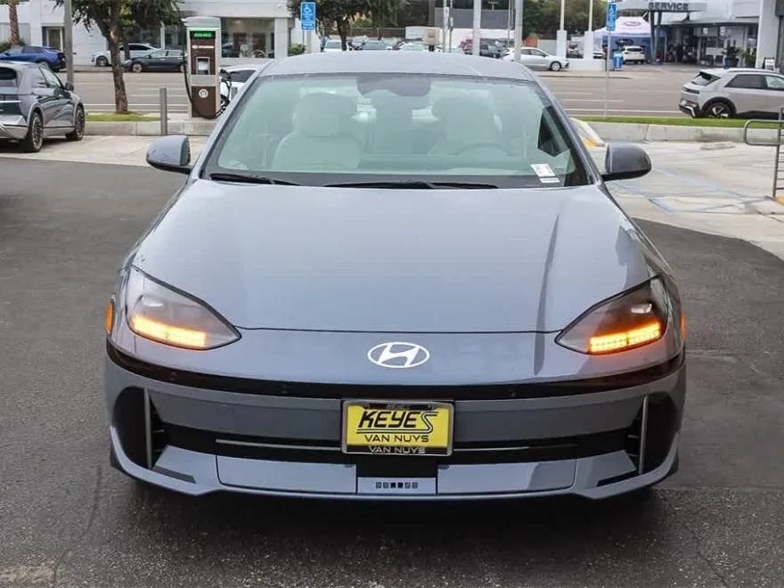 2025 Hyundai Ioniq 6 SEL photo 1
