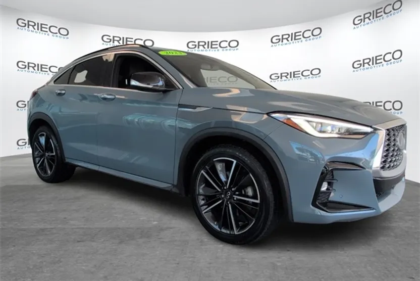 2023 Infiniti QX55 Essential photo 1