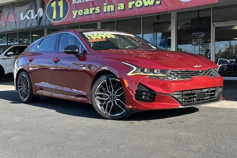 2024 Kia K5 GT photo 1