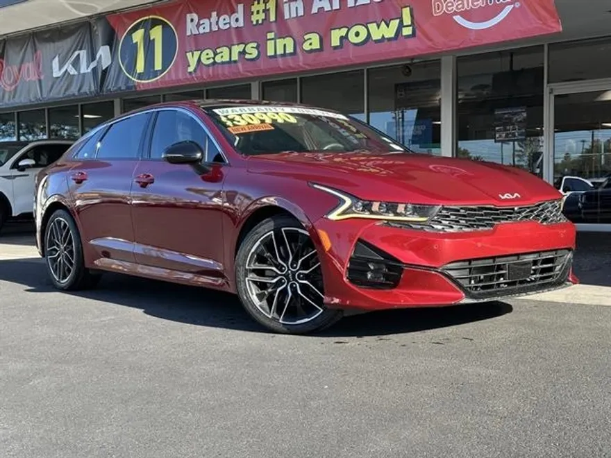 2024 Kia K5 GT photo 1