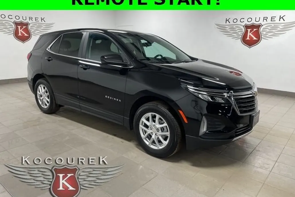 2022 Chevrolet Equinox LT photo 1