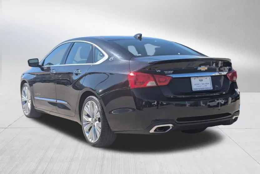 2017 Chevrolet Impala Premier photo 1